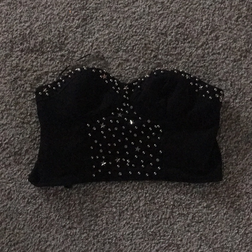 Stunning black tube top with special detail